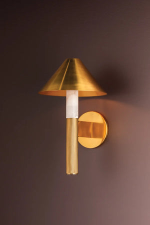 Altona Sconce: A Timeless Blend of Tradition and Modernity