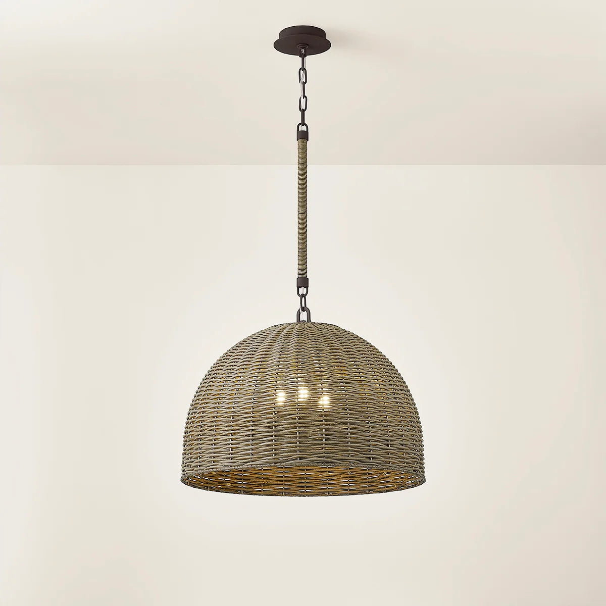 Huxley Medium Pendant | Organic Elegance for Outdoor &amp; Indoor Spaces