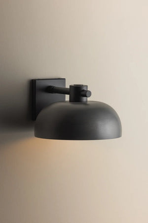 Gomez Sconce: A Modern Take on Retro Design