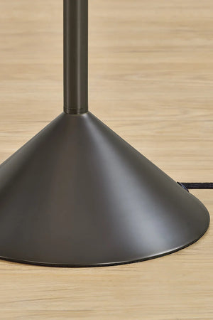 Harriet Floor Lamp – A Modern Masterpiece of Geometry and Functionality