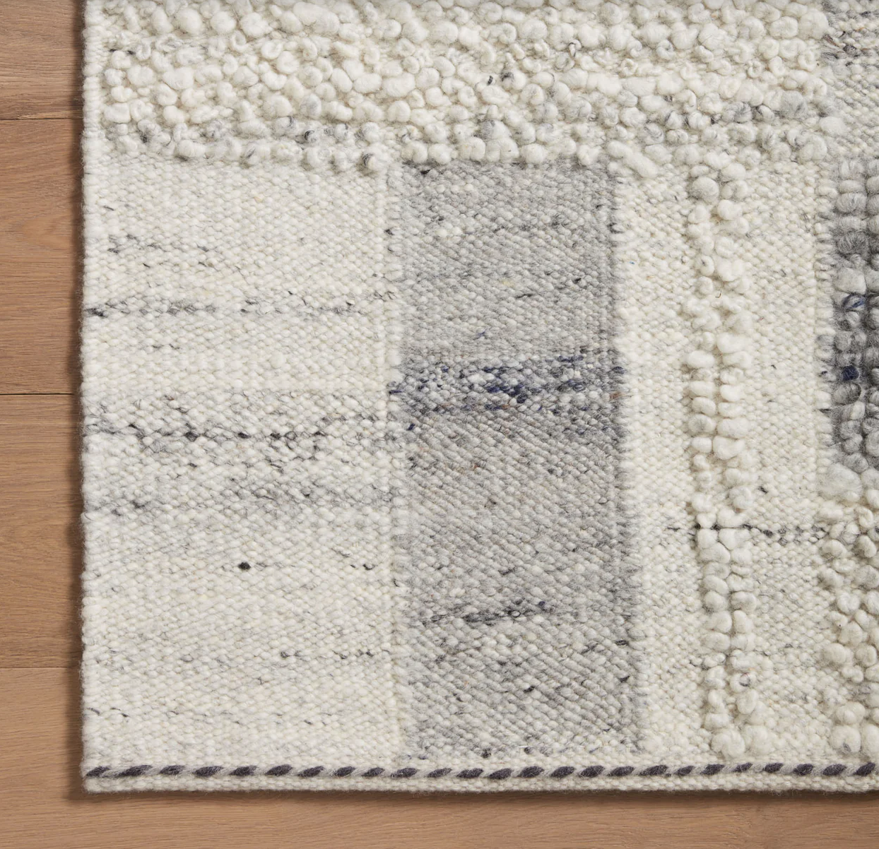 Manfred Slate/Mist: Contemporary Chic for Your Home