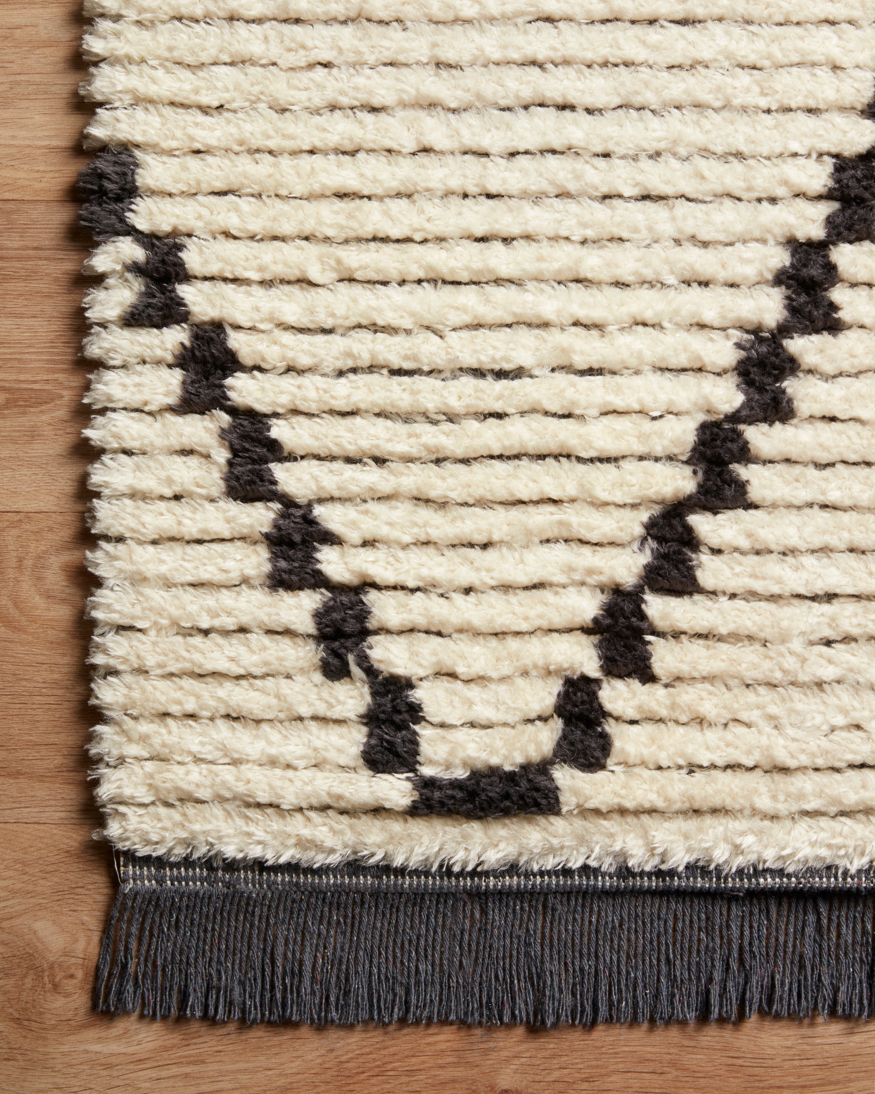 Alice IV Rug, Yellow and Black Combination, Original Bottom half Image