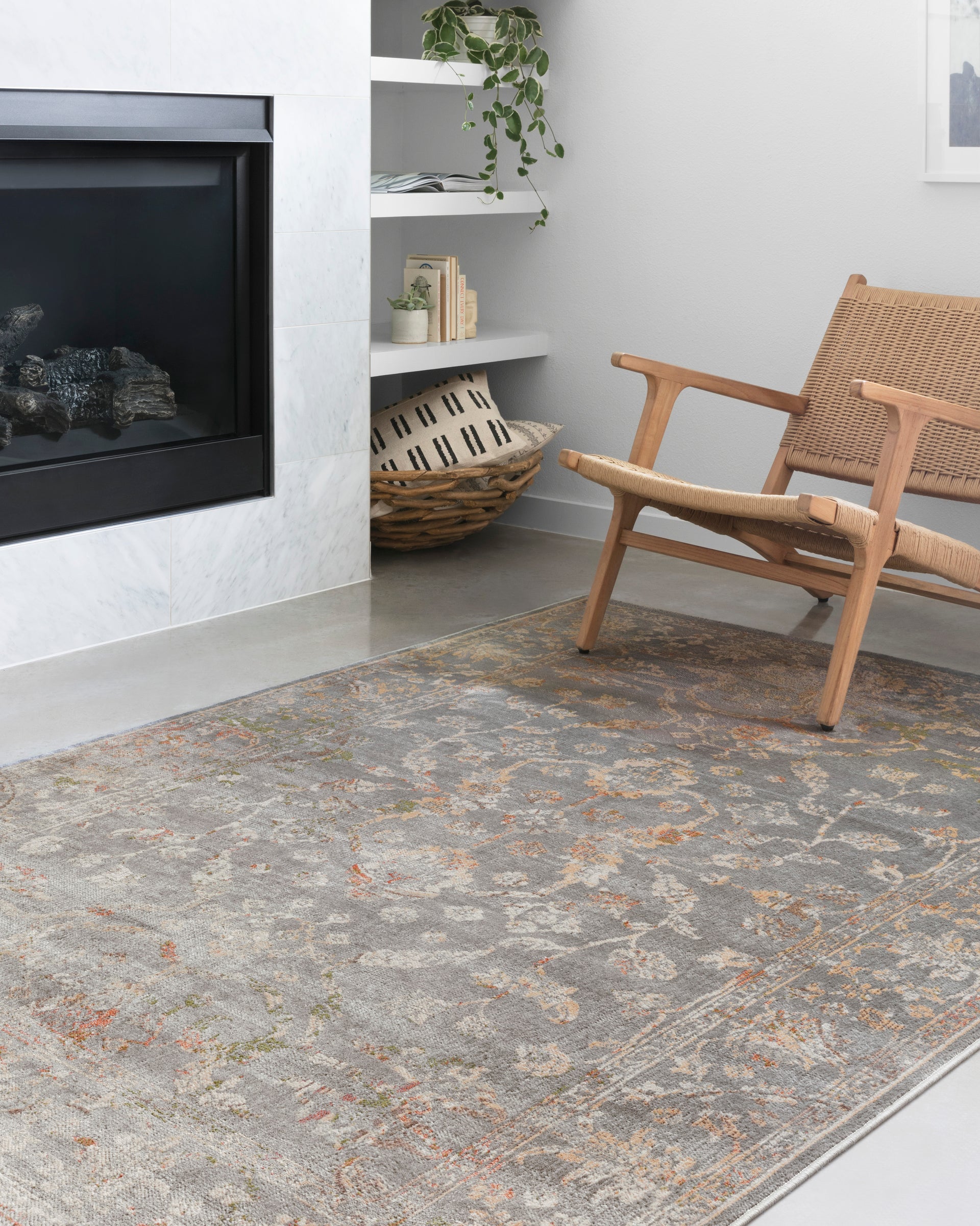 Experience Luxurious Comfort: Isadora Rug Series
